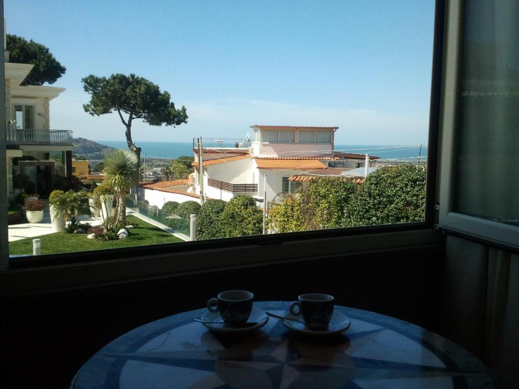 Hotel Casafort Pozzuoli Zimmer foto